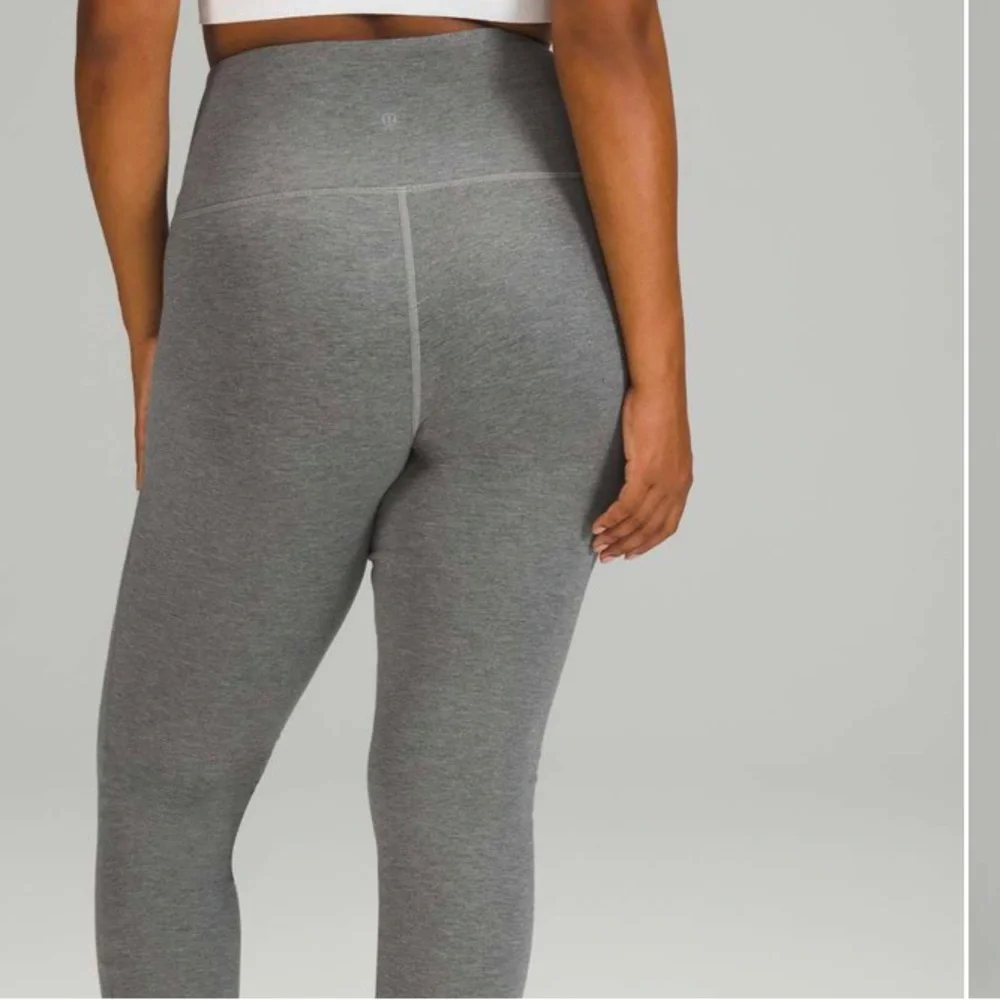 NWT Lululemon Wunder Lounge Super-High-Rise Tight 28" Heathered Core Med… - Picture 3 of 10